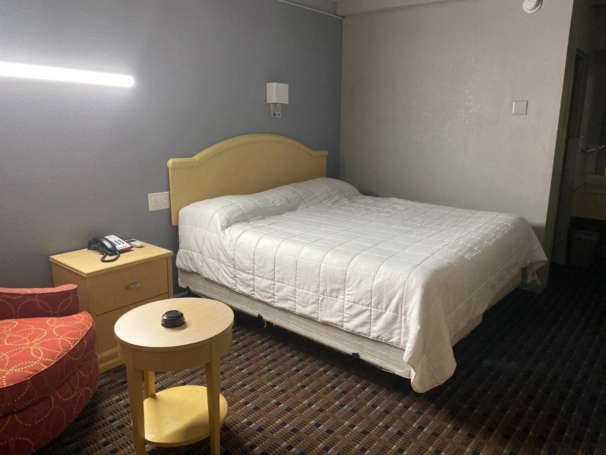 Oxford Inn, Lincoln Blvd 奧克拉荷馬 外观 照片